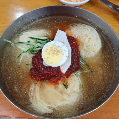 Sebzeli çorbanın mutfak fotoğrafı.