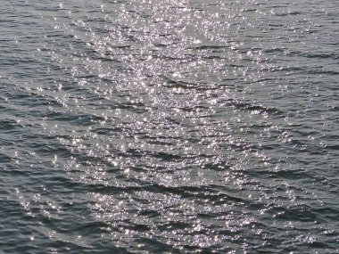 Sahilde su damlaları