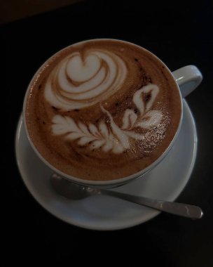 kahve latte sanat ile