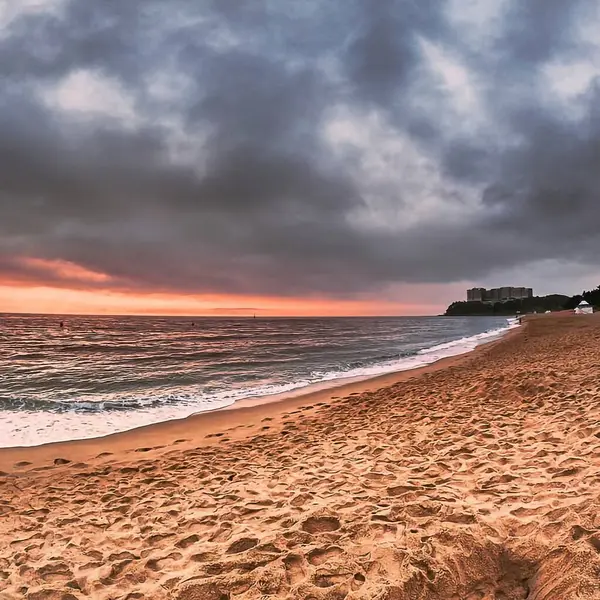 Denizde güzel gün batımı