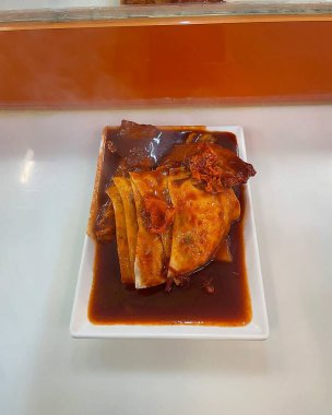 Lezzetli Asya yemeklerinin yakın görüntüsü