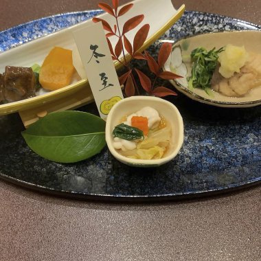 Lezzetli Asya yemeklerinin yakın görüntüsü