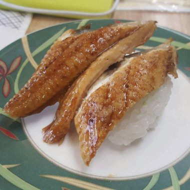 Japon yemeği, pilav, soslu ızgara balık, kızarmış yılan balığı, Japon yemeği.