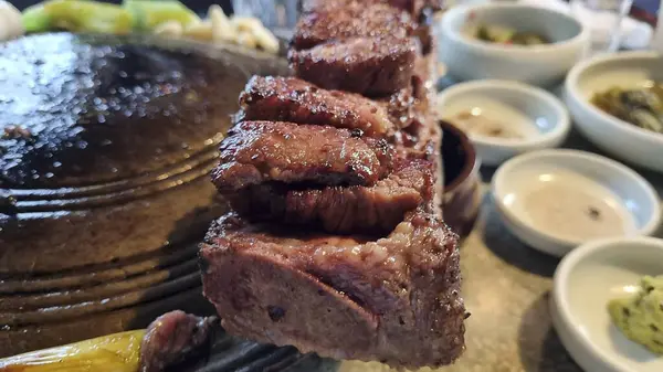 Lezzetli yiyeceklere yakın, seçici odaklanma