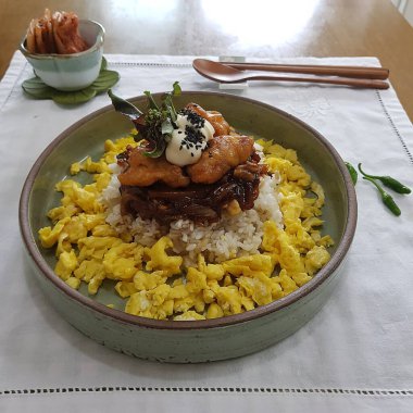 Pirinçli geleneksel Kore pirinci.