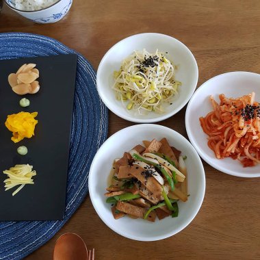 Çin yemeklerini kapatın, seçici odaklanma