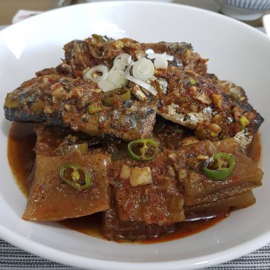 Lezzetli Asya yemeklerinin yakın görüntüsü