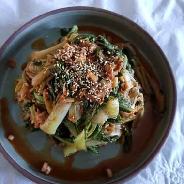 Lezzetli Asya yemeklerinin yakın görüntüsü