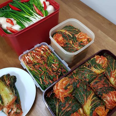 Lezzetli Asya yemeklerinin yakın görüntüsü