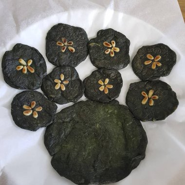 Lezzetli bir yiyeceğe yakın.