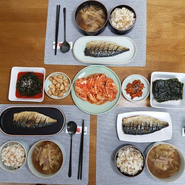 Japon deniz ürünleri, balık, pirinç, balık, balık, balık, deniz yosunu, yosun, soya sosu, balık ve soya balığı.