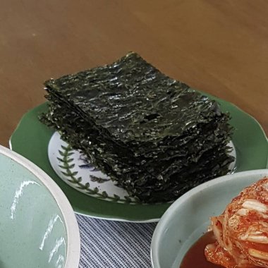 Lezzetli Asya yemeklerinin yakın görüntüsü