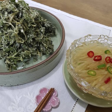 Sebzeli eriştenin mutfak fotoğrafı.