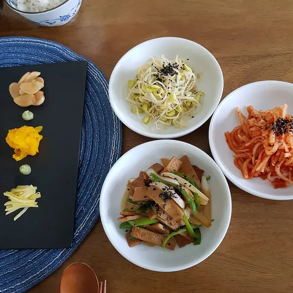 Çin yemeklerini kapatın, seçici odaklanma