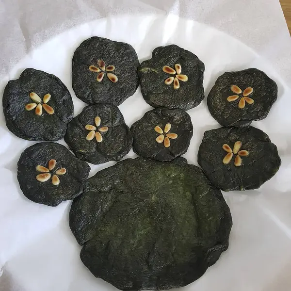 Lezzetli bir yiyeceğe yakın.