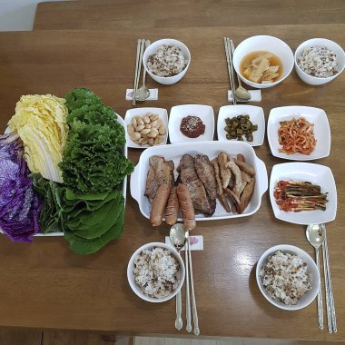 Kore geleneksel pirinç keki.