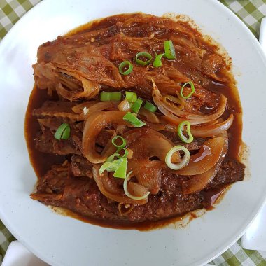 Güveç, Çin yemeği..