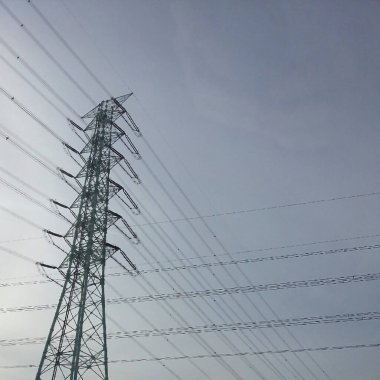 yüksek voltaj kulesi, elektrik direği