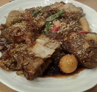 Lezzetli Asya yemeklerini yakından çek.