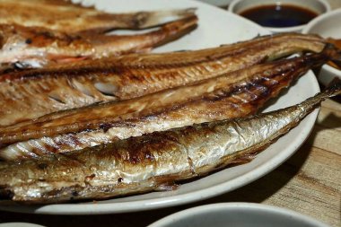 Tabakta balık ve baharat