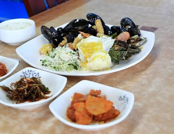 Kızarmış balığın mutfak fotoğrafı.