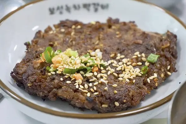 Kore yemeği, pirinç keki, kızarmış pirinç.