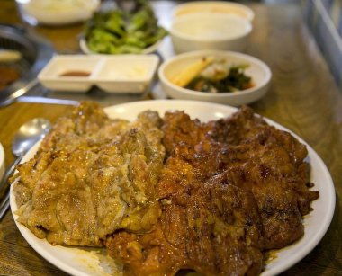 Kore yemeği, domuz eti, sığır eti