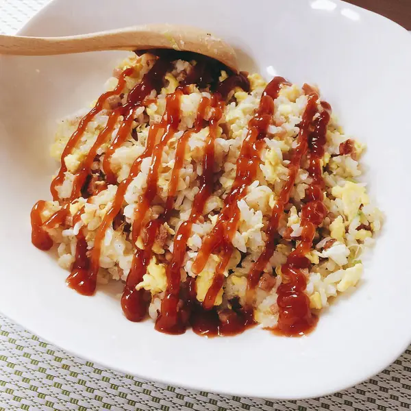 Yumurtalı pilav, Japon yemeği.