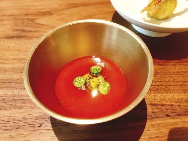 Lezzetli Asya yemeklerinin yakın görüntüsü