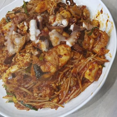 Sebzeli ve baharatlı pilav.