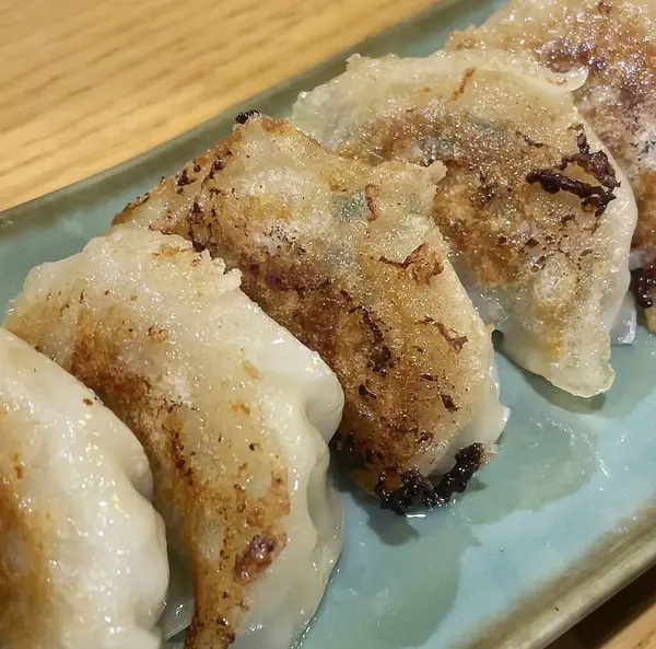 Lezzetli Asya yemeklerinin yakın görüntüsü