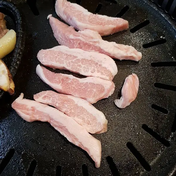 Lezzetli Asya yemeklerinin yakın görüntüsü