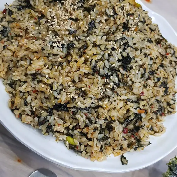 Lezzetli Asya yemeklerinin yakın görüntüsü