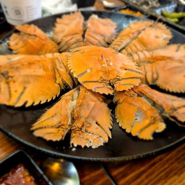 Lezzetli Asya yemeklerinin yakın görüntüsü