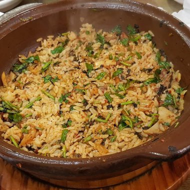 Sebzeli ve baharatlı pilav.