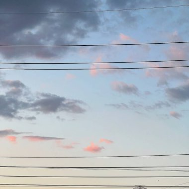 Gökyüzünde güzel bir günbatımı