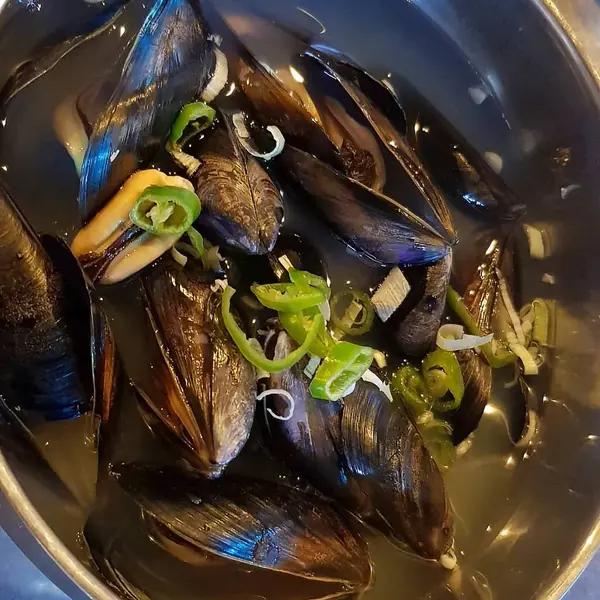 Lezzetli Asya yemeklerinin yakın görüntüsü