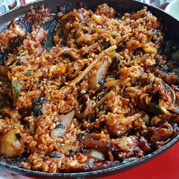 Lezzetli Asya yemeklerinin yakın görüntüsü