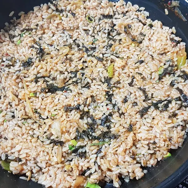 Lezzetli Asya yemeklerinin yakın görüntüsü