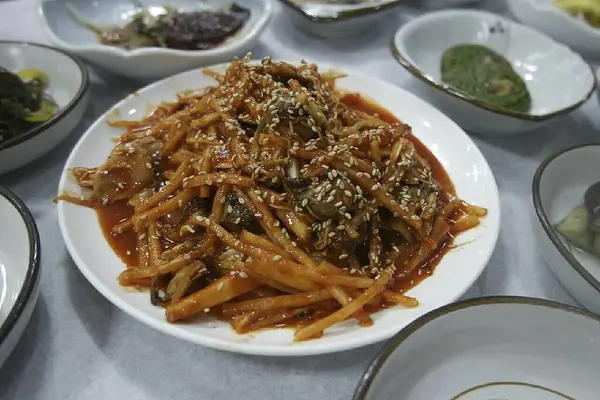 Lezzetli Asya yemeklerinin yakın görüntüsü
