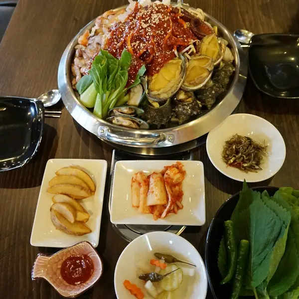 Lezzetli yiyeceklere yakın.