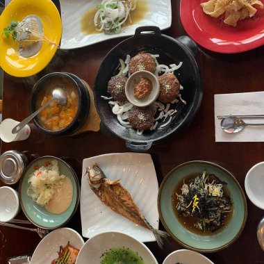 Asya yemekleri, Tayland mutfağı, lezzetli ve sağlıklı yiyecekler.