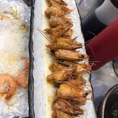 Lezzetli Asya yemeklerinin yakın görüntüsü