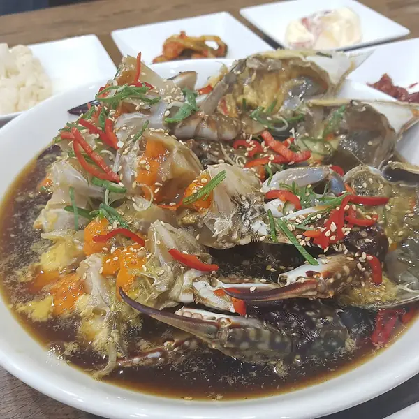 Lezzetli Asya yemeklerinin yakın görüntüsü