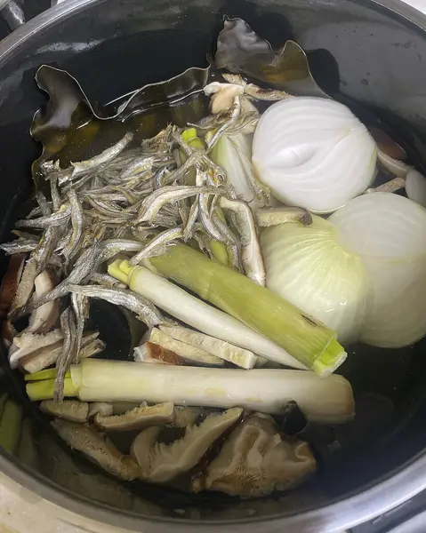 Lezzetli Asya yemeklerinin yakın görüntüsü