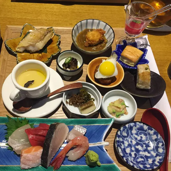 Japon yemeklerinin mutfak fotoğrafı.