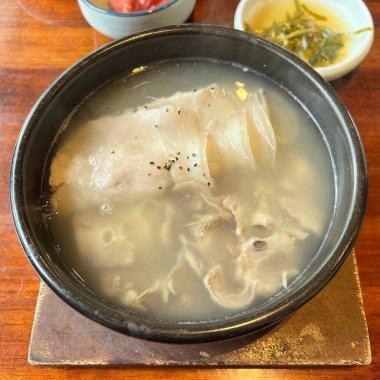 Lezzetli Asya yemeklerinin yakın görüntüsü