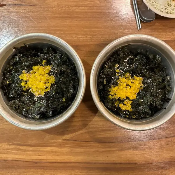 Lezzetli Asya yemeklerinin yakın görüntüsü