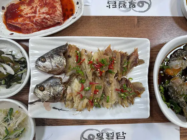 Lezzetli Asya yemeklerinin yakın görüntüsü