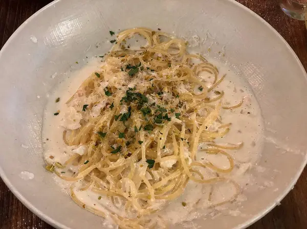 Lezzetli Asya yemeklerinin yakın görüntüsü